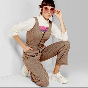 WILD FABLE PLAID SLEEVELESS V-NECK ZIP FRONT JUMPSUIT